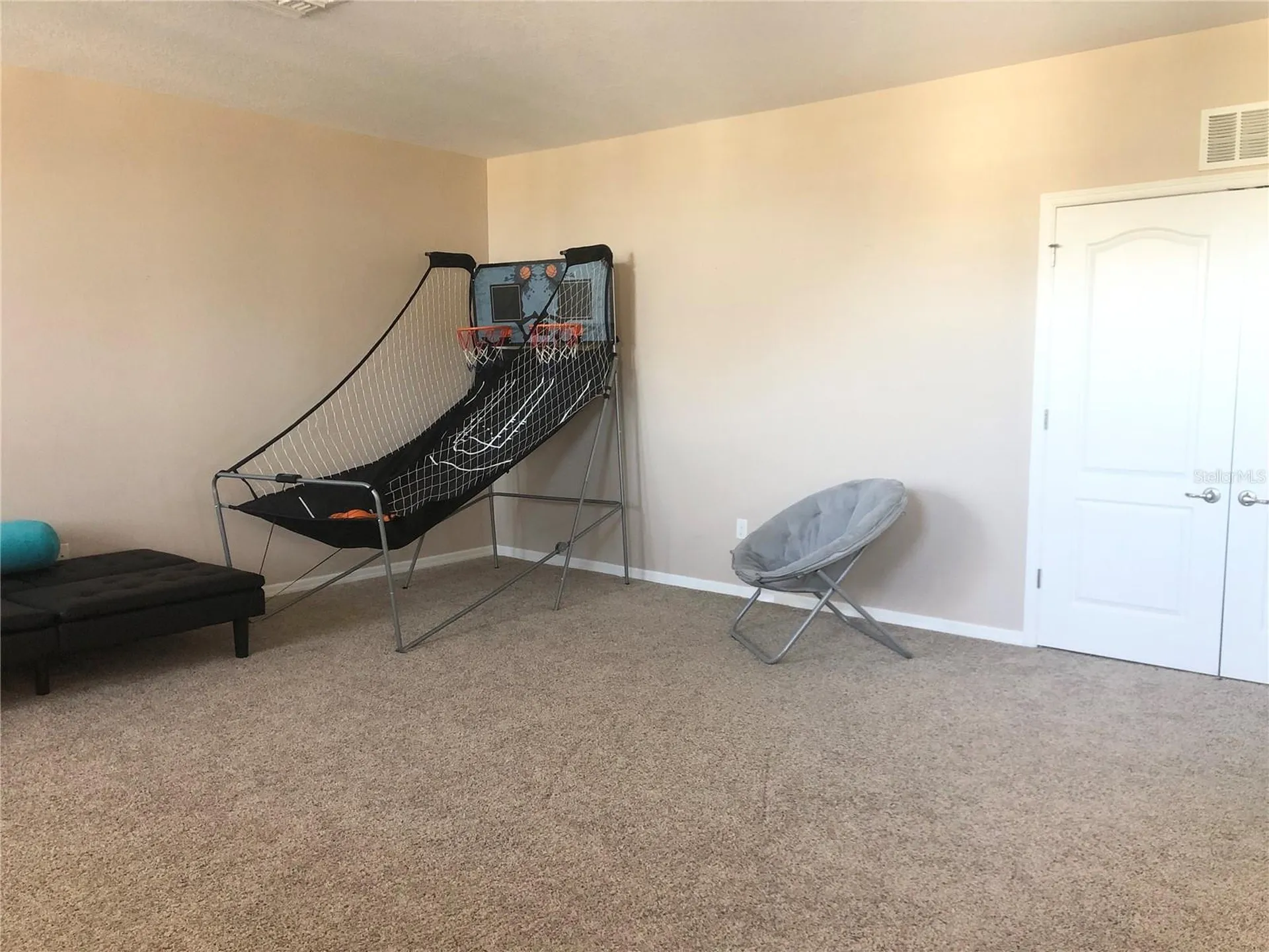 19125 Sweet Clover Lane Tampa FL 33647