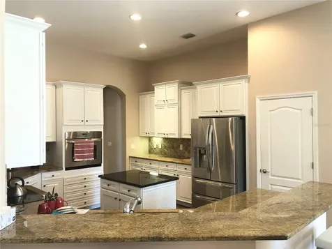 19125 Sweet Clover Lane Tampa FL 33647