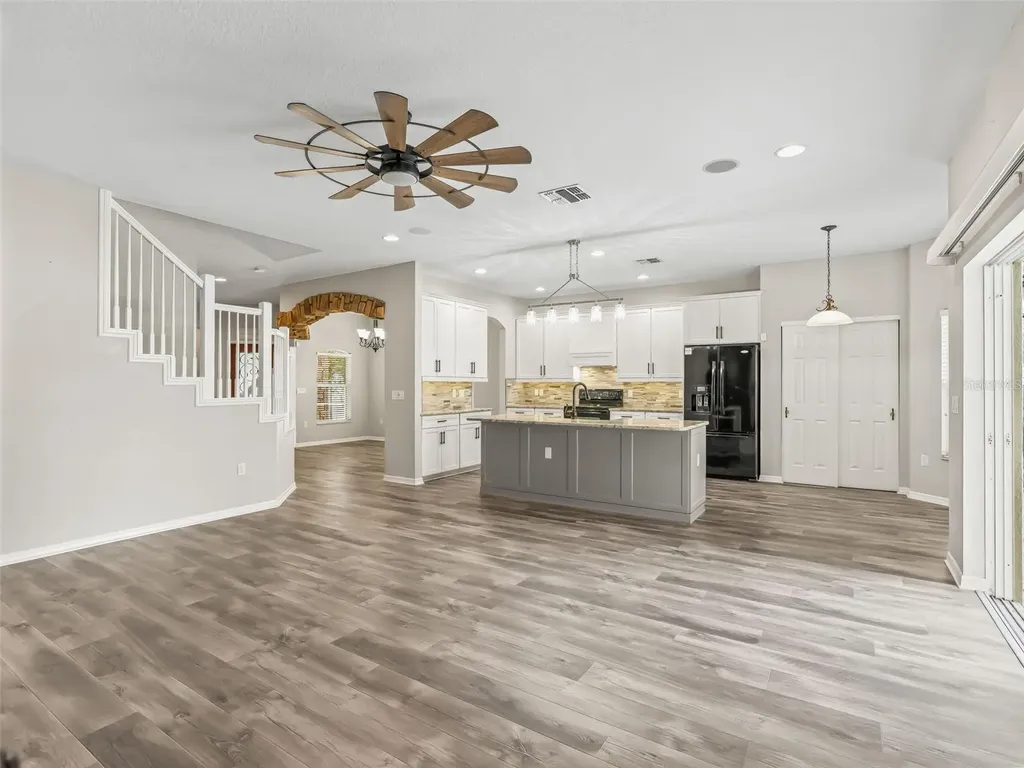 4942 NE 123rd Lane Oxford FL 34484