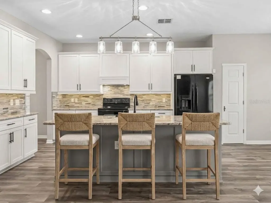 4942 NE 123rd Lane Oxford FL 34484