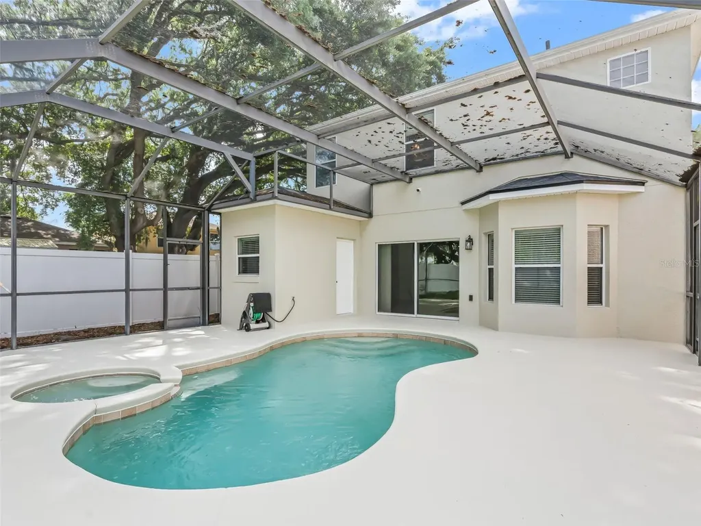 4942 NE 123rd Lane Oxford FL 34484
