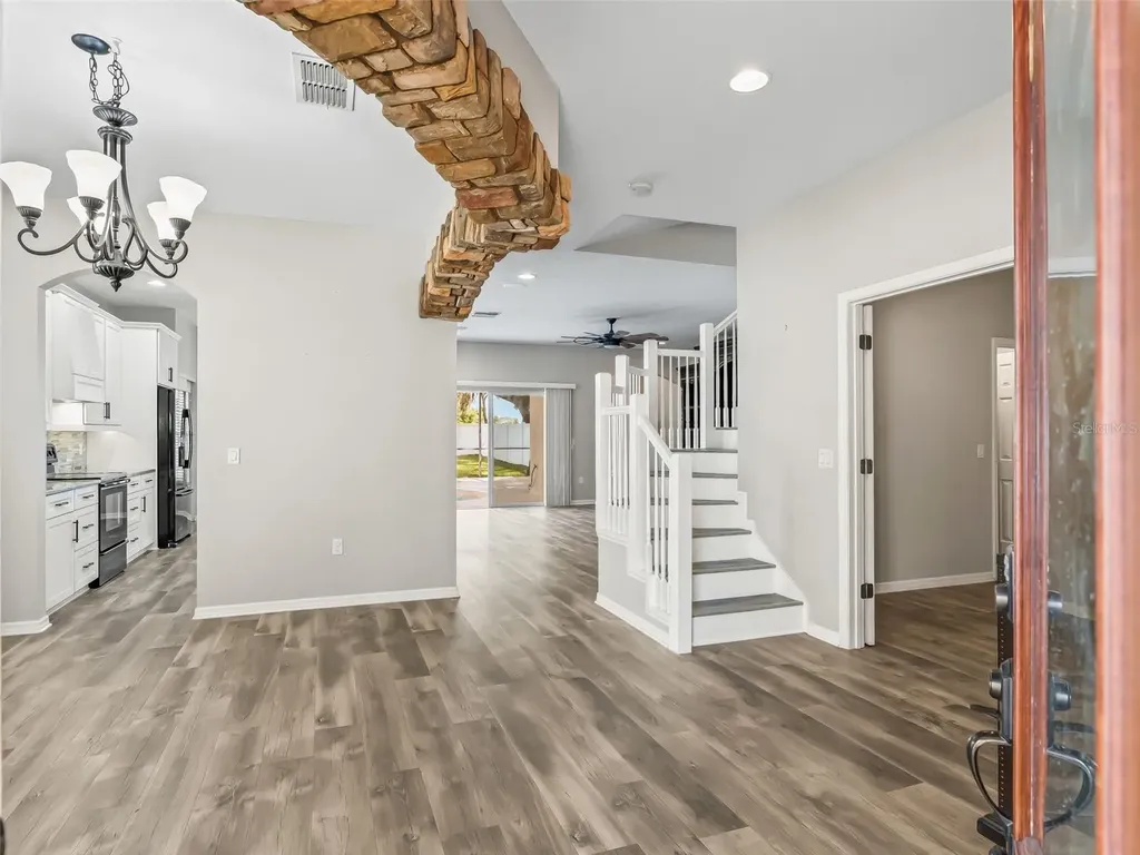 4942 NE 123rd Lane Oxford FL 34484