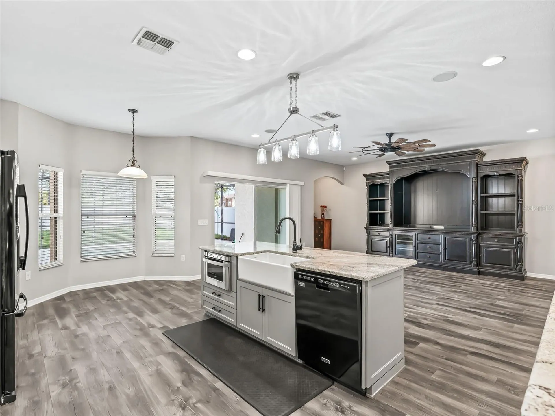 4942 NE 123rd Lane Oxford FL 34484