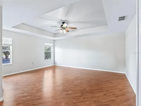 4942 NE 123rd Lane Oxford FL 34484