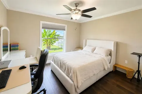 729 Crestview Circle NW Port Charlotte FL 33948
