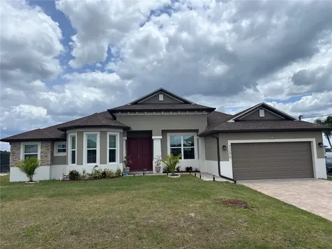 729 Crestview Circle NW Port Charlotte FL 33948