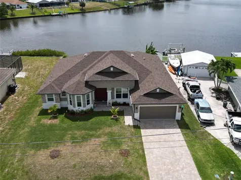 729 Crestview Circle NW Port Charlotte FL 33948