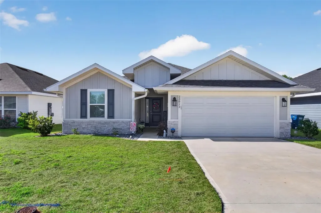 25013 SW 24th Place Newberry FL 32669