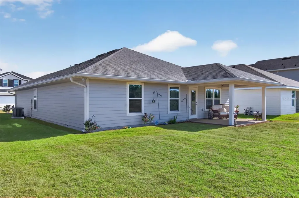 25013 SW 24th Place Newberry FL 32669