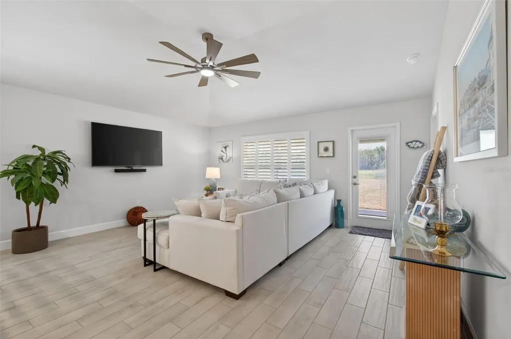 25013 SW 24th Place Newberry FL 32669