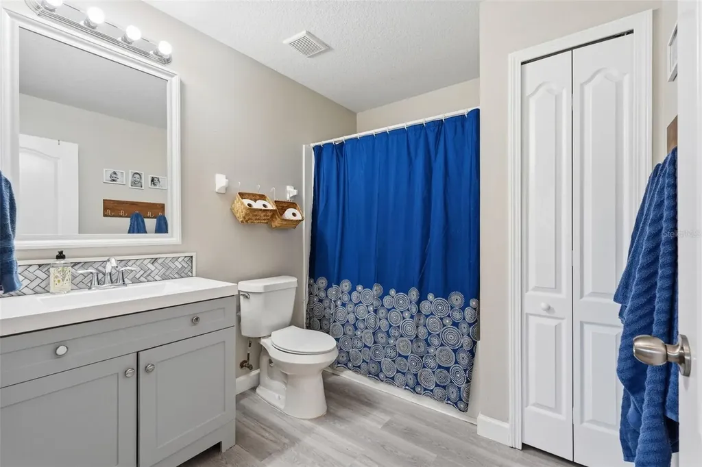 7323 Lumber Port Drive Ruskin FL 33573