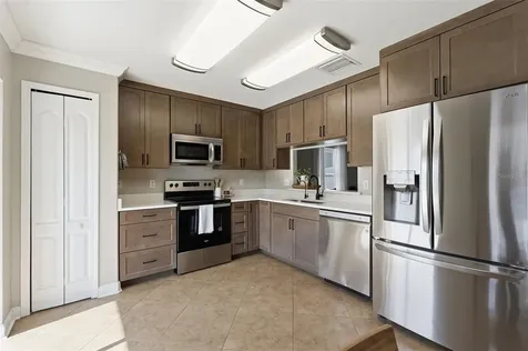 7323 Lumber Port Drive Ruskin FL 33573