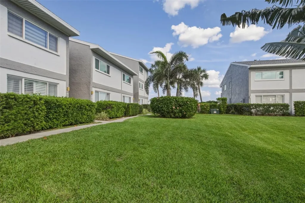 1351 Gulf Boulevard Clearwater Beach FL 33767