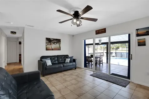 317 NW 7th Street Williston FL 32696