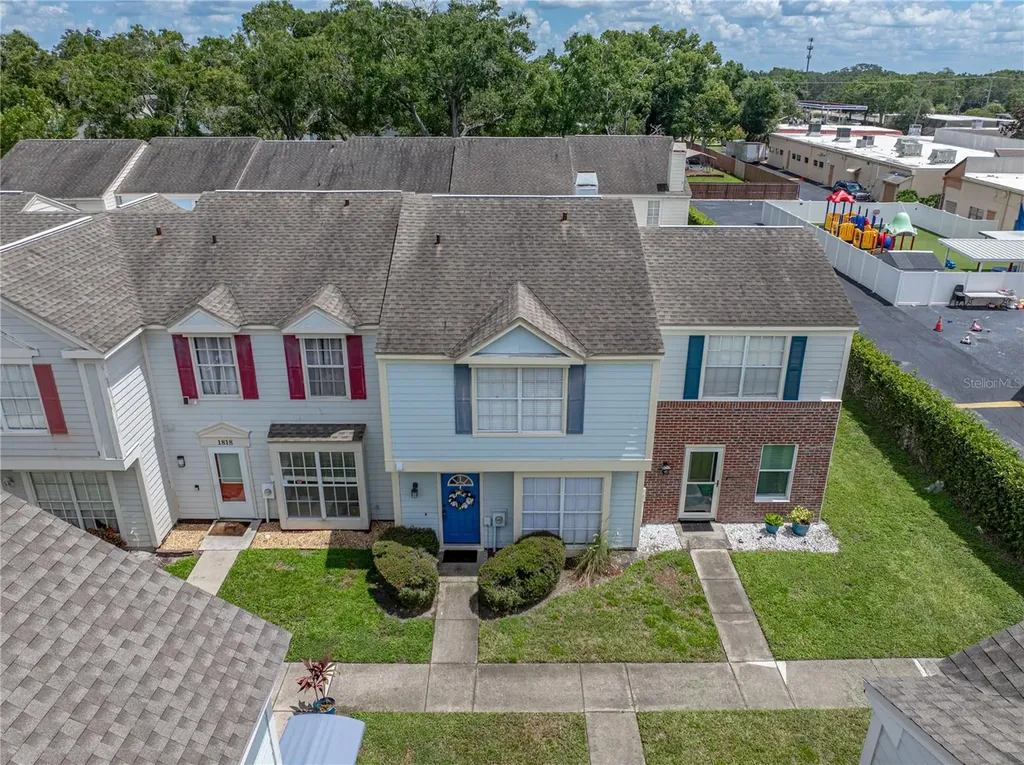 1816 Mill Run Circle Tampa FL 33613