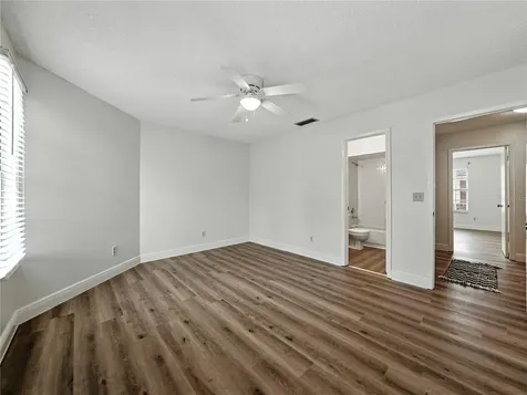 1816 Mill Run Circle Tampa FL 33613