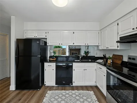 1816 Mill Run Circle Tampa FL 33613