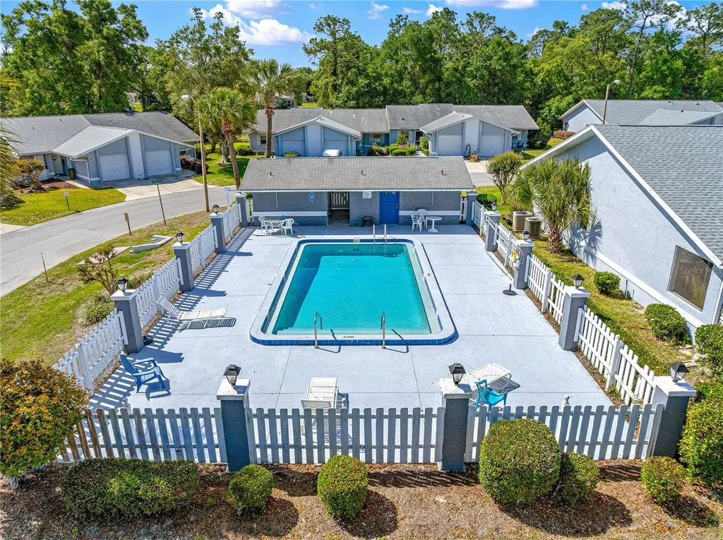 10457 SW 85th Court Ocala FL 34481