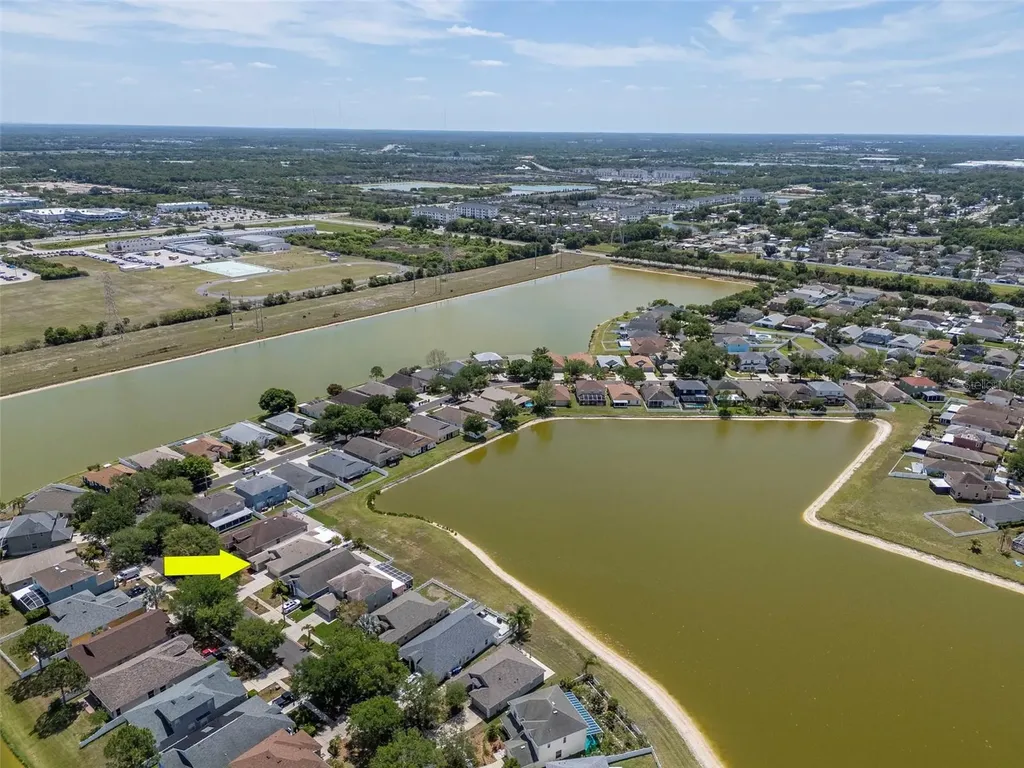 8408 Canterbury Lake Boulevard Tampa FL 33619