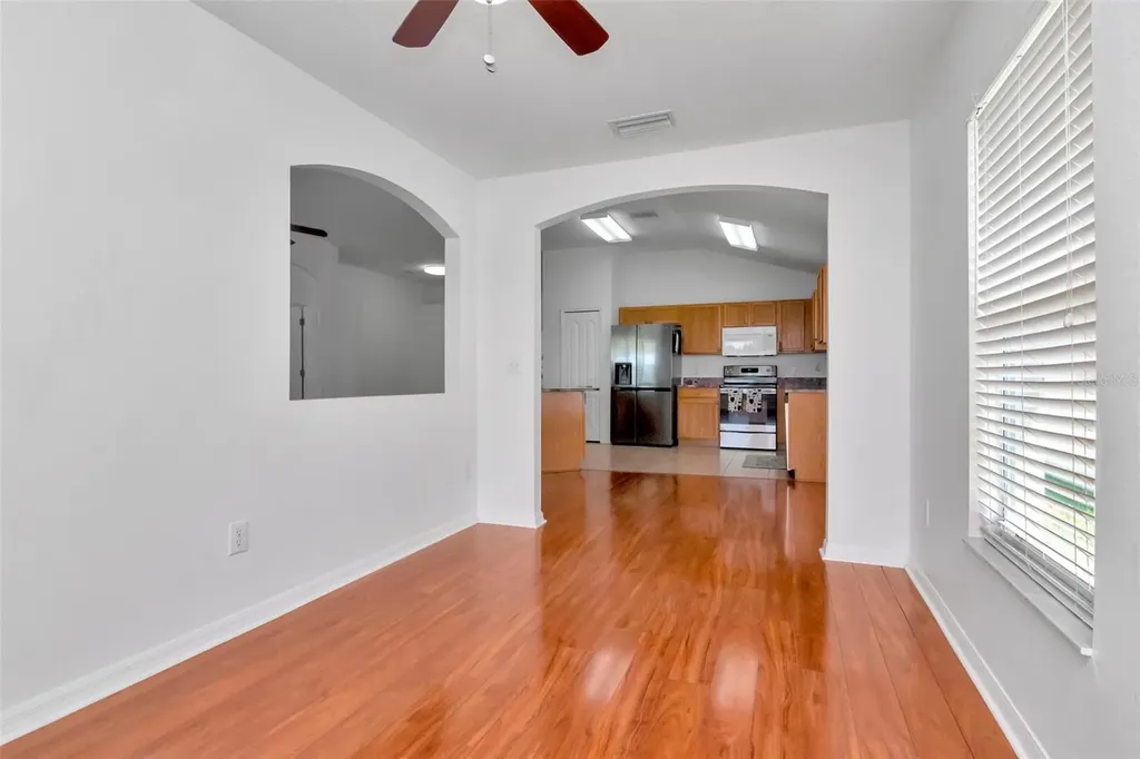 8408 Canterbury Lake Boulevard Tampa FL 33619