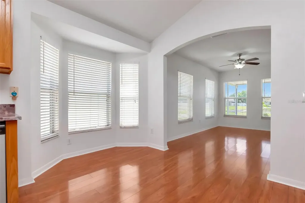 8408 Canterbury Lake Boulevard Tampa FL 33619