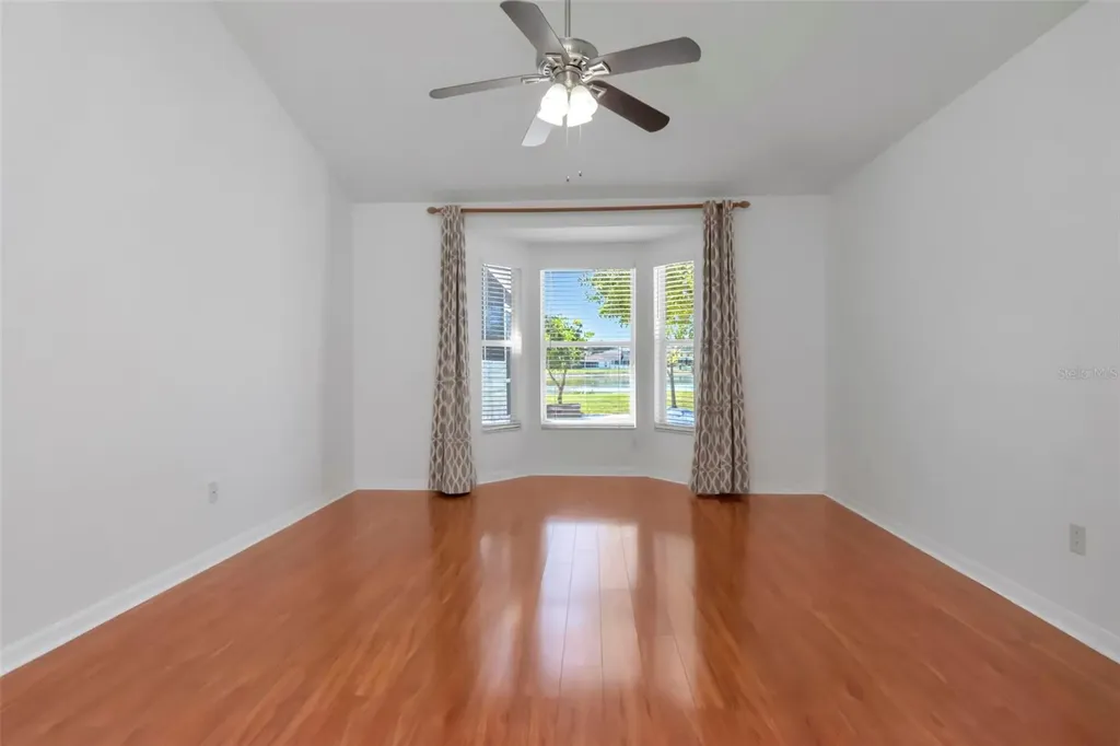 8408 Canterbury Lake Boulevard Tampa FL 33619