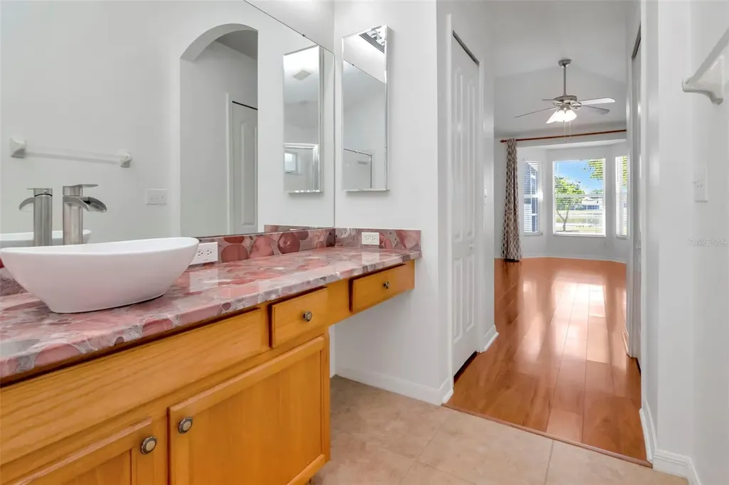 8408 Canterbury Lake Boulevard Tampa FL 33619