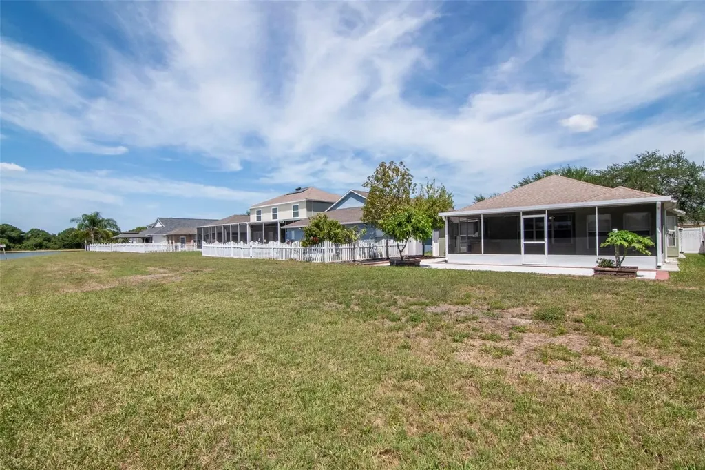 8408 Canterbury Lake Boulevard Tampa FL 33619