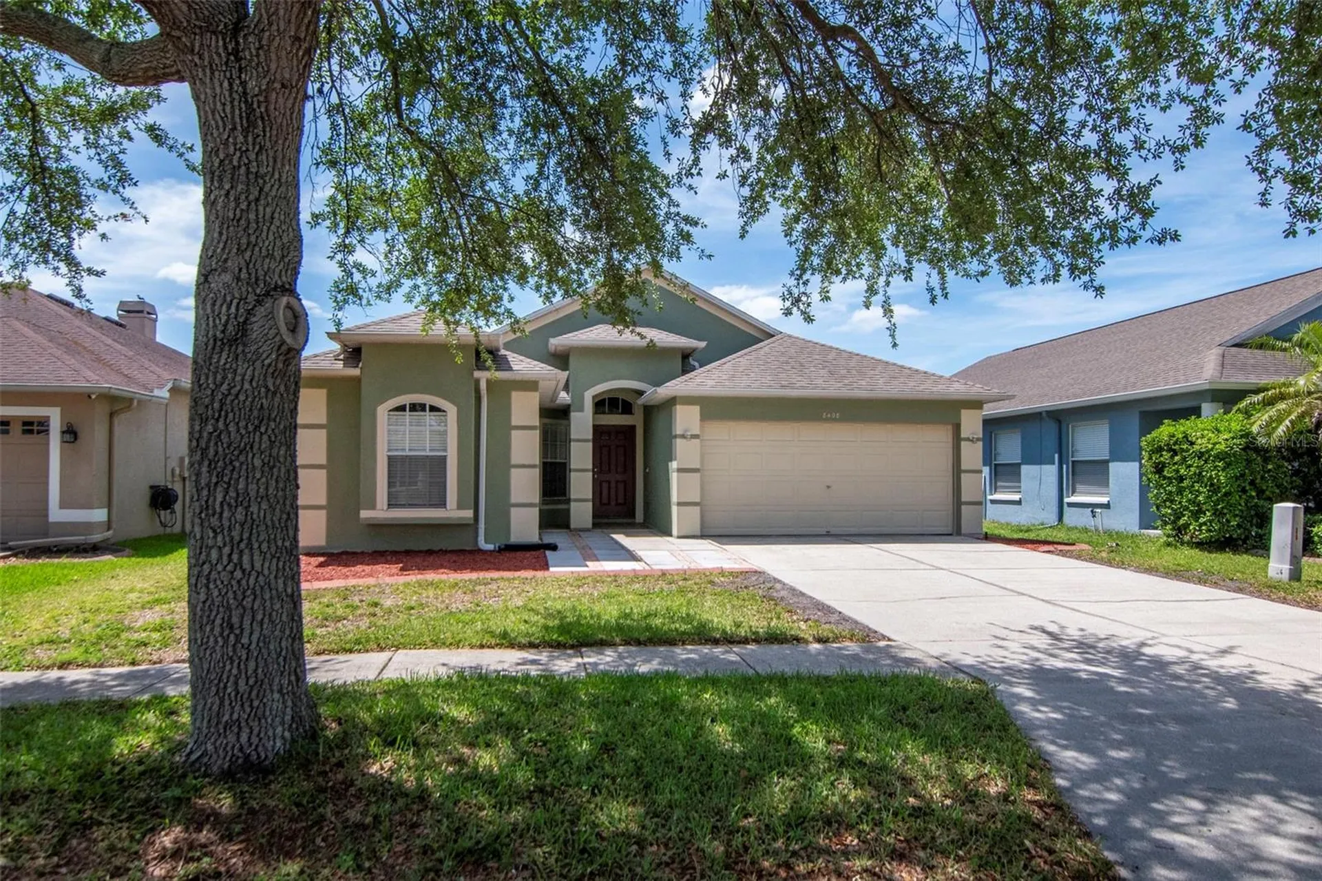 8408 Canterbury Lake Boulevard Tampa FL 33619