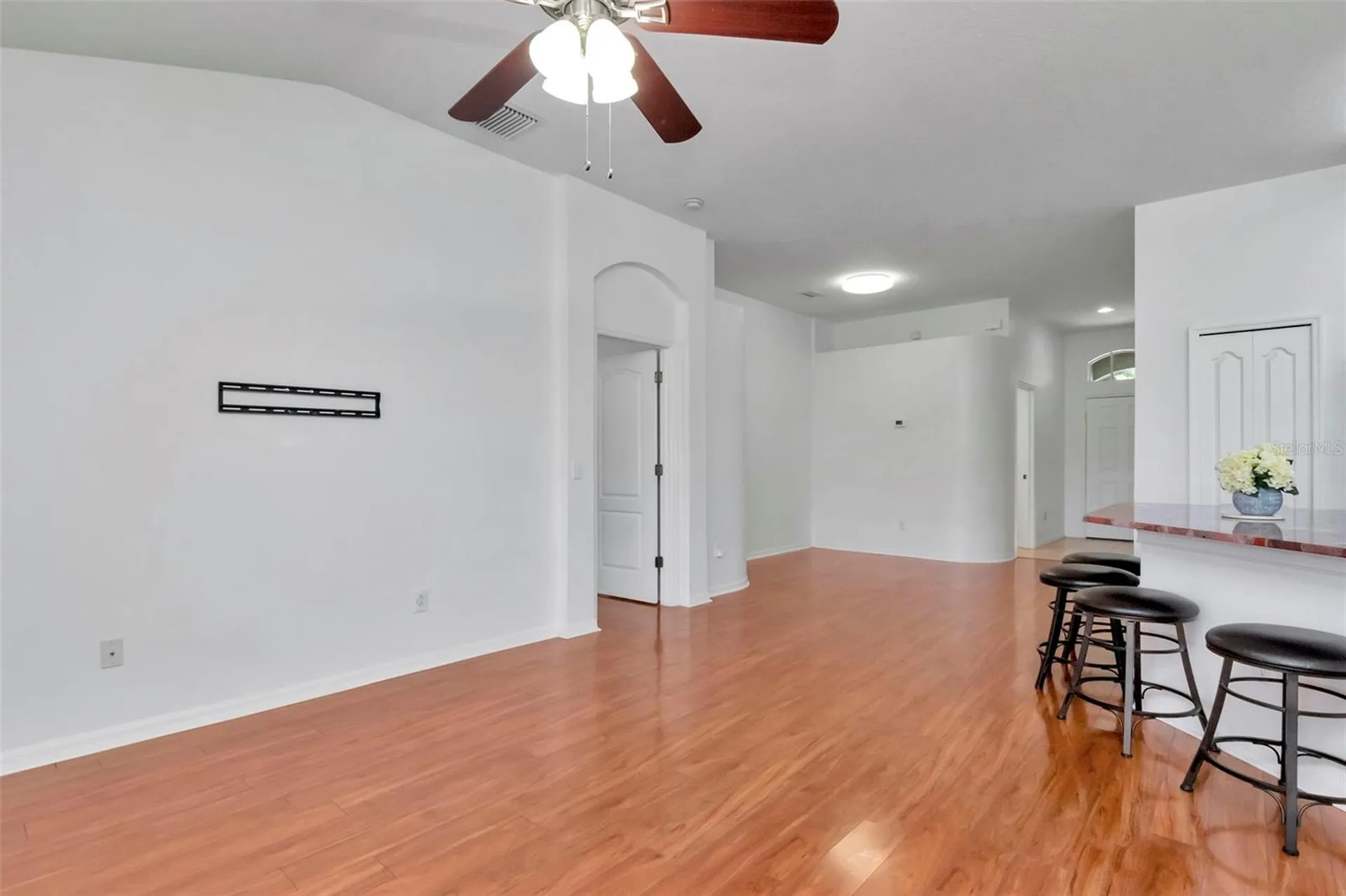 8408 Canterbury Lake Boulevard Tampa FL 33619