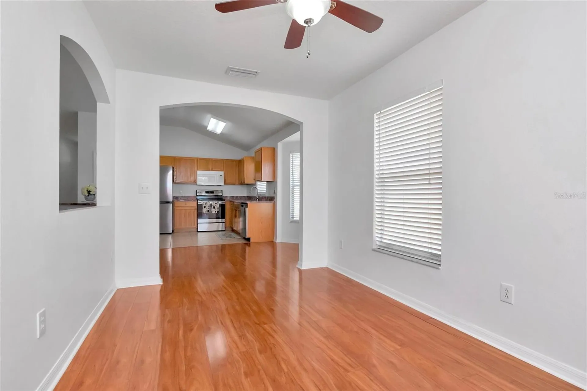 8408 Canterbury Lake Boulevard Tampa FL 33619