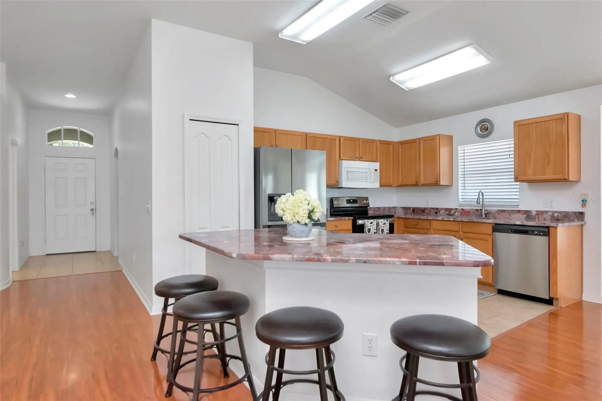 8408 Canterbury Lake Boulevard Tampa FL 33619