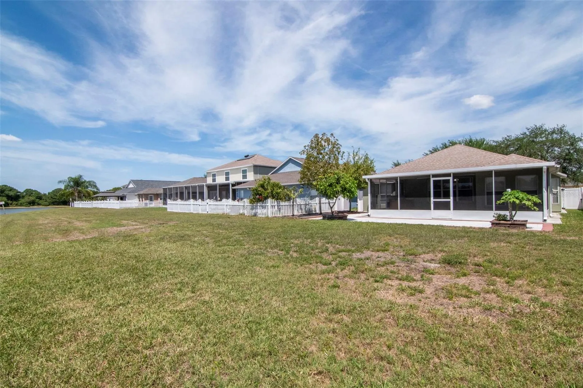 8408 Canterbury Lake Boulevard Tampa FL 33619