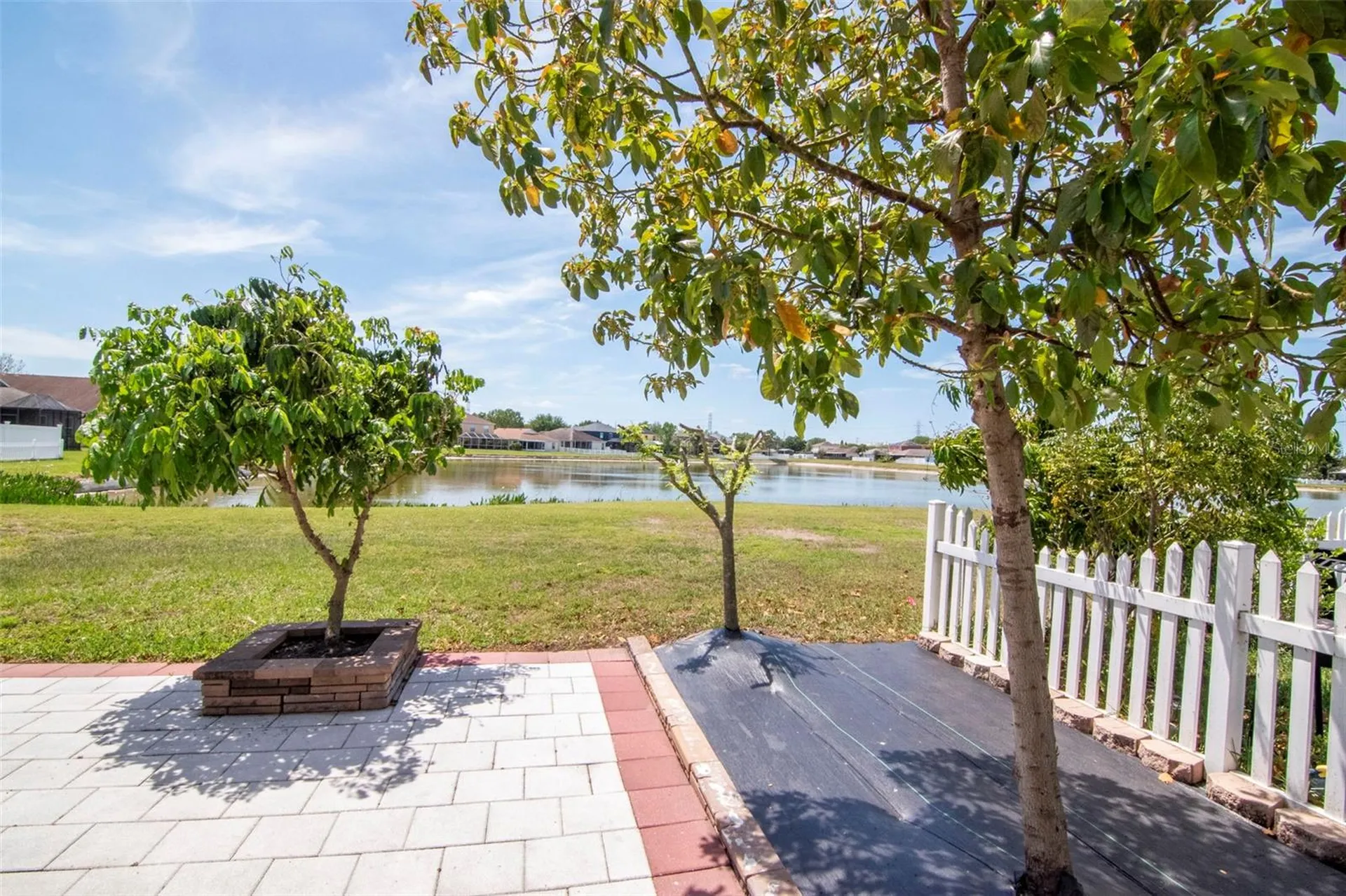 8408 Canterbury Lake Boulevard Tampa FL 33619