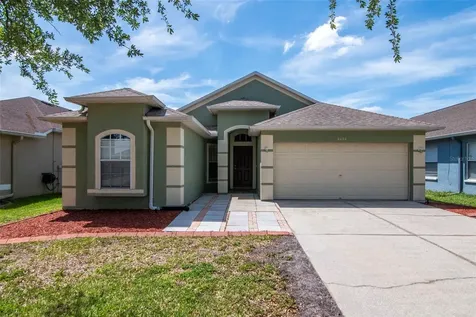 8408 Canterbury Lake Boulevard Tampa FL 33619