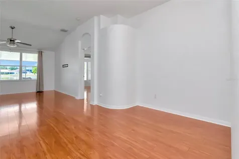 8408 Canterbury Lake Boulevard Tampa FL 33619