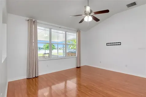 8408 Canterbury Lake Boulevard Tampa FL 33619
