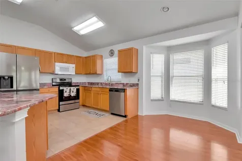 8408 Canterbury Lake Boulevard Tampa FL 33619