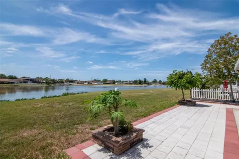 8408 Canterbury Lake Boulevard Tampa FL 33619