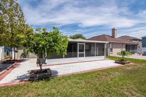 8408 Canterbury Lake Boulevard Tampa FL 33619