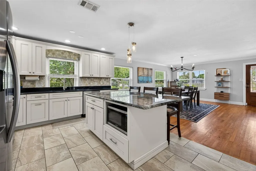 3318 N Ridge Avenue Tampa FL 33603