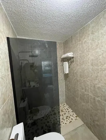 8860 Cond. Patios Sevillanos Trujillo Alto PR 00976