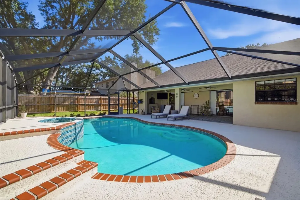 3108 Rolling Acres Place Valrico FL 33596