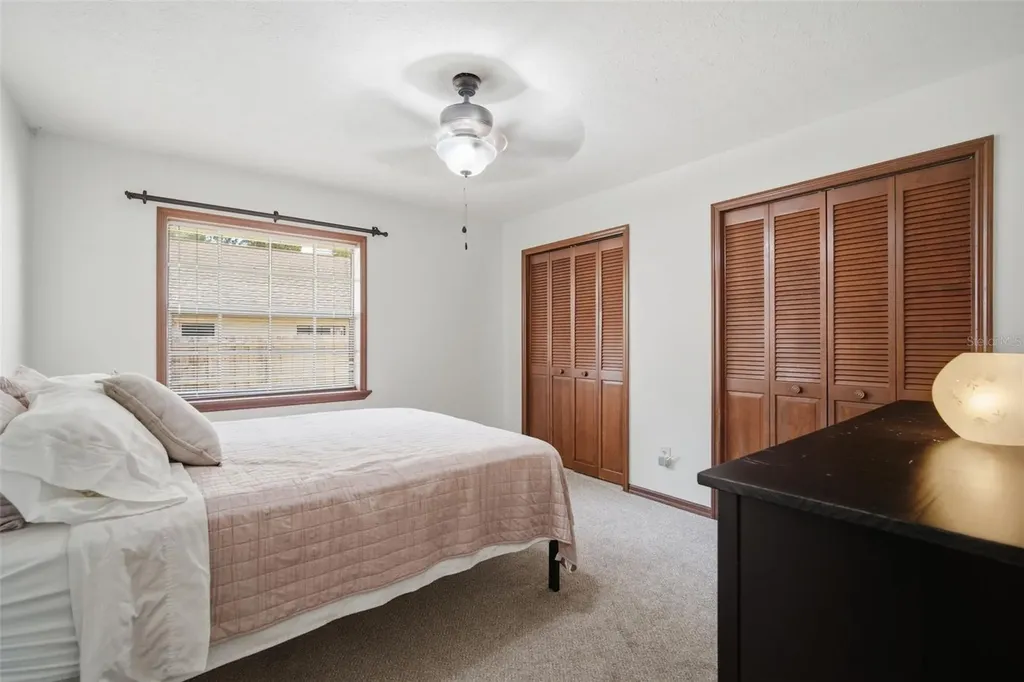 3108 Rolling Acres Place Valrico FL 33596
