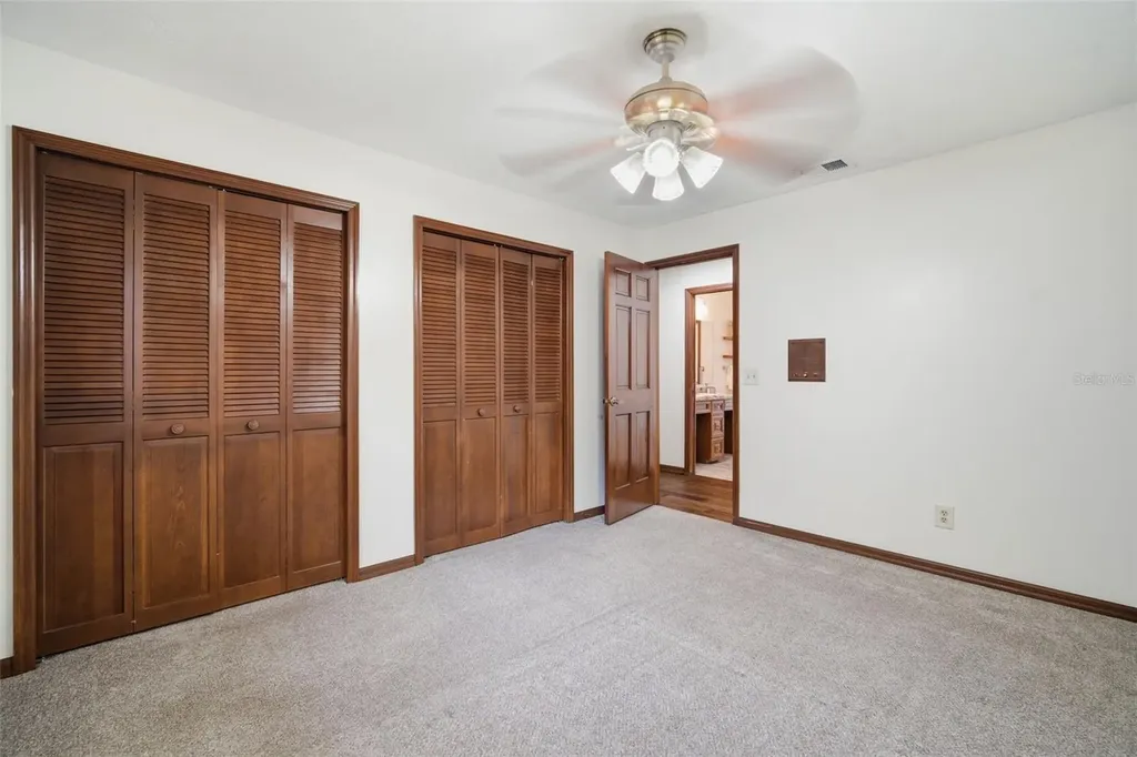3108 Rolling Acres Place Valrico FL 33596