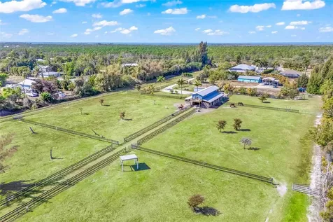 6050 Stringfellow Road St James City FL 33956