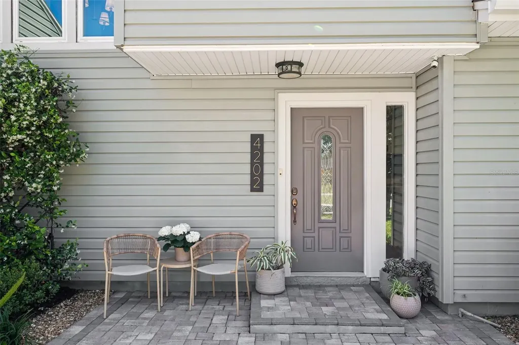 4202 Woodlynne Lane Orlando FL 32812