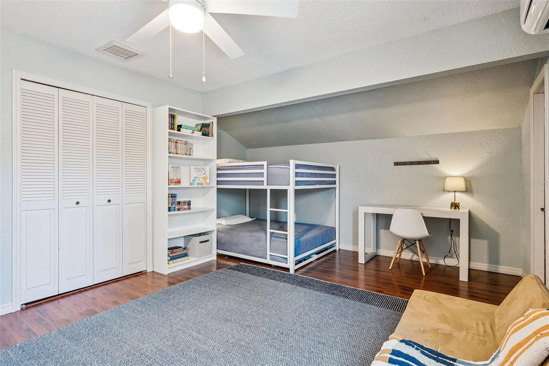 4202 Woodlynne Lane Orlando FL 32812