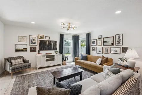 4202 Woodlynne Lane Orlando FL 32812