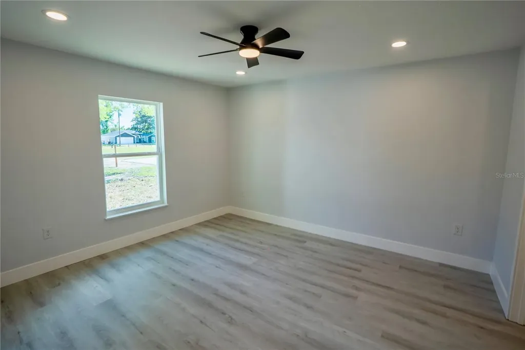 13506 SW 106th Street Dunnellon FL 34432